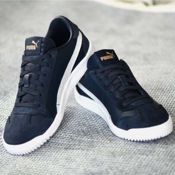 PRE-0WNED Size: 5 Big Kid/6.5 Women | Puma Club 5v5 Sneaker | Club Navy/White - Picture 12 of 12